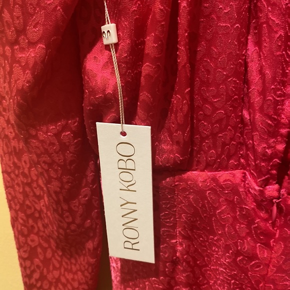 Puff sleeves midi dress - Picture 3 of 6